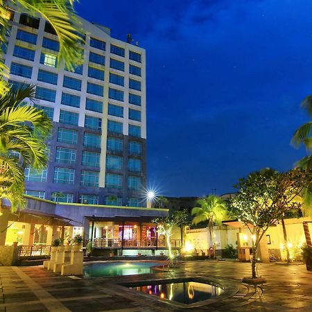 Grand Suka Hotel Pekanbaru Exteriér fotografie