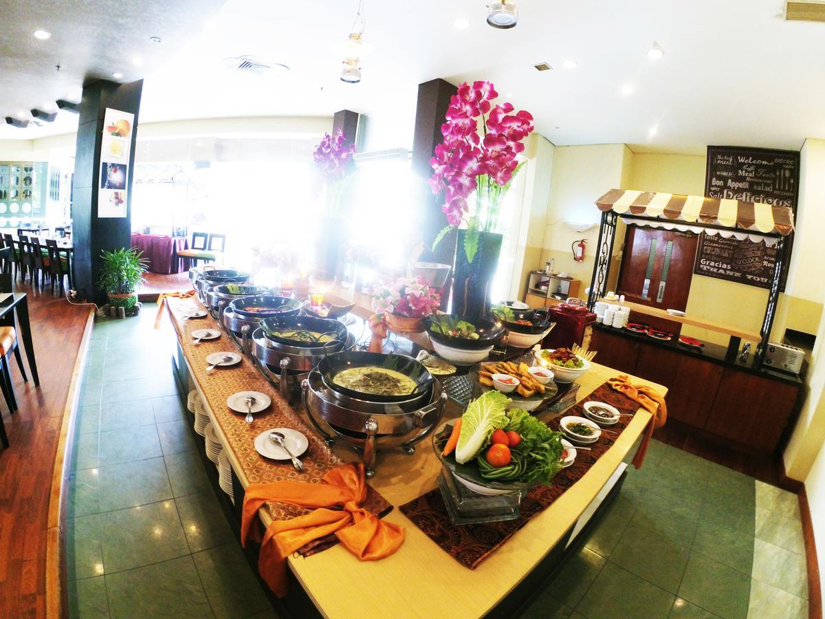 Grand Suka Hotel Pekanbaru Exteriér fotografie