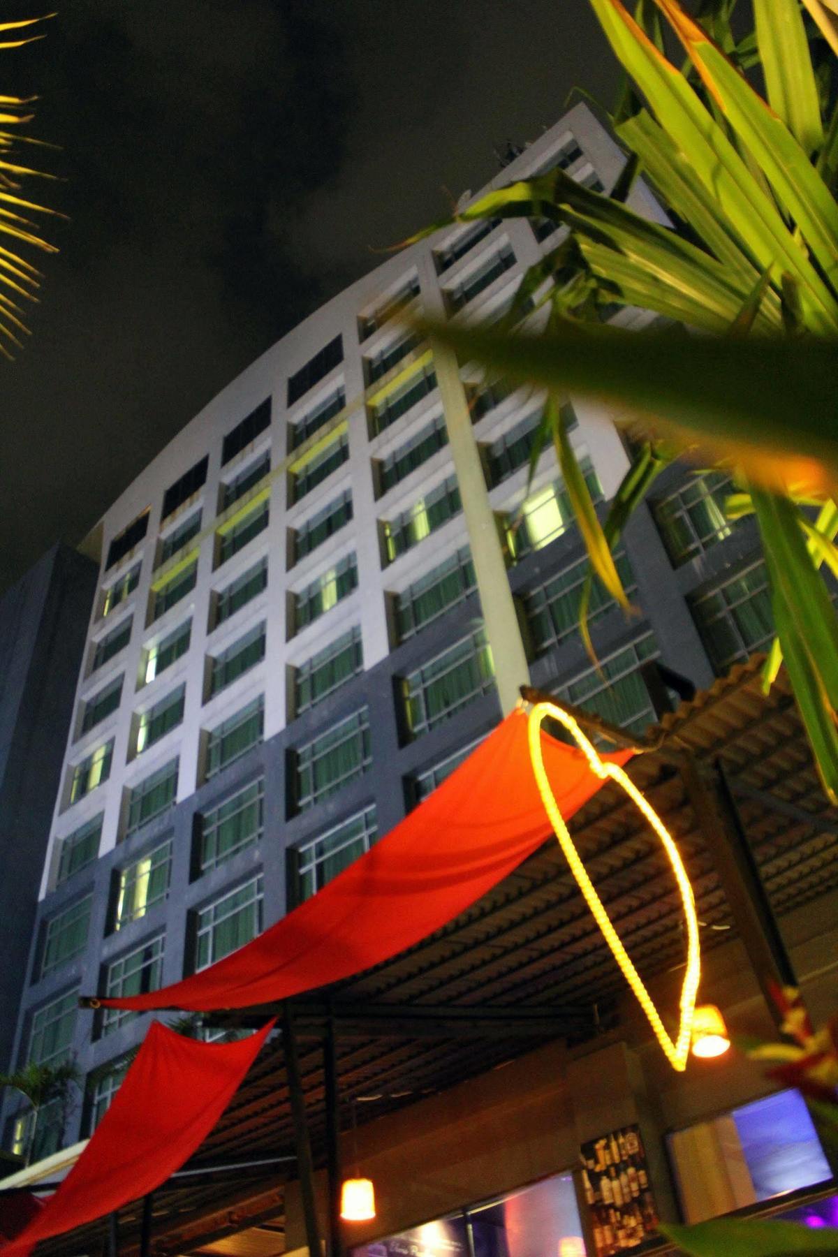 Grand Suka Hotel Pekanbaru Exteriér fotografie